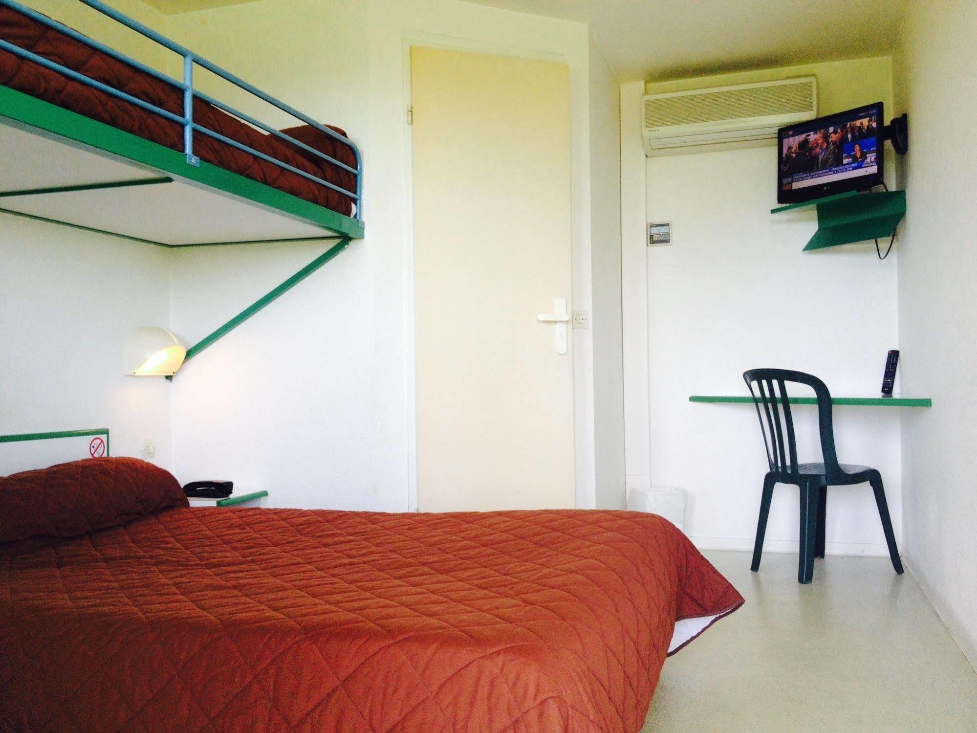 Aireco Hotel Cazeres-sur-l'Adour Luaran gambar